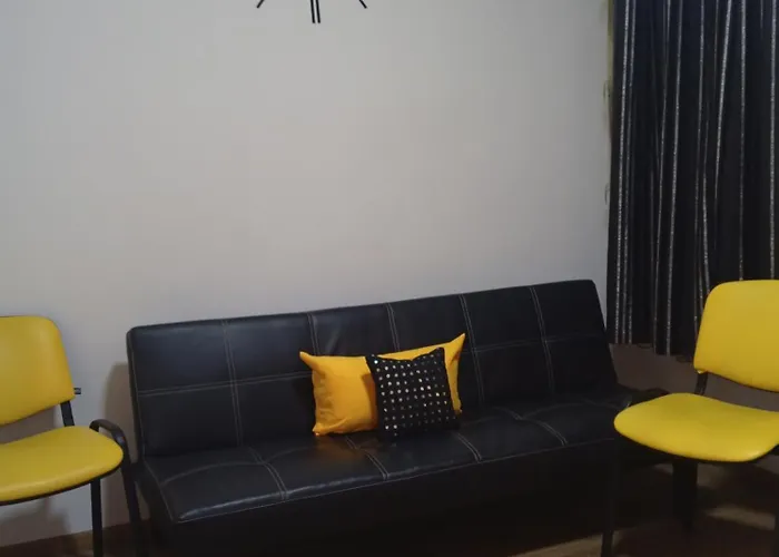 новобудова стрийська автовокзал кінг крос ашан Apartamento Leópolis